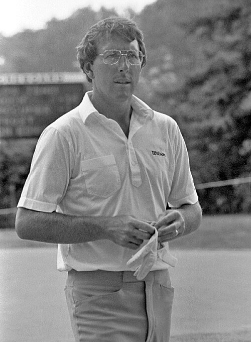 Hale Irwin playing at the 1986 Western Open