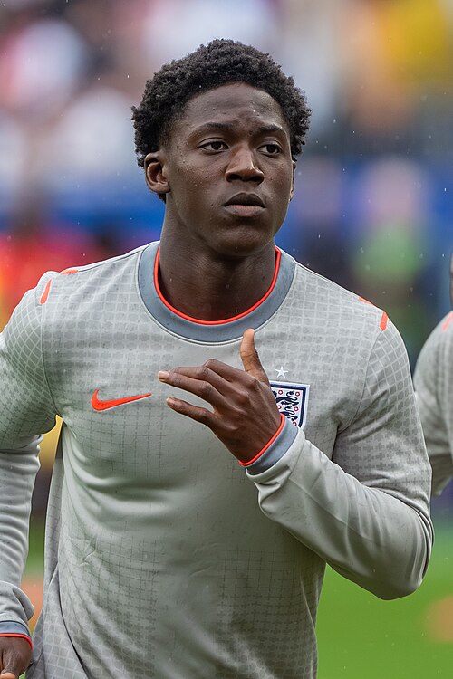 Kobbie Mainoo playing for England against Ghana at the 2026 FIFA World Cup